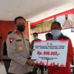 Polres BS Salurkan Bantuan Rp 11,7 Milyar Untuk Pedagang Kaki Lima dan Nelayan