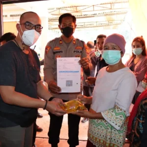 Polres RL dan Forkopimda Sinergi Capai Target Vaksinasi Polres RL dan Forkopimda Sinergi Capai Target Vaksinasi