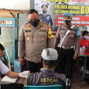 Ratusan Tukang Ojek Wisata Jadi Prioritas Vaksinasi Polres Demak