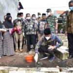 Wabup Sidoarjo Sumbang Material Pembangunan TPQ Darul Istiqomah