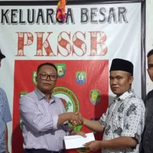 Anggota DPRD BS Serahkan Ambulan Kepada PKSSB Bogor