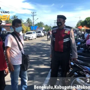 Antisipasi Copet dan Curanmor, Sabhara Polres Mukomuko Berpatroli