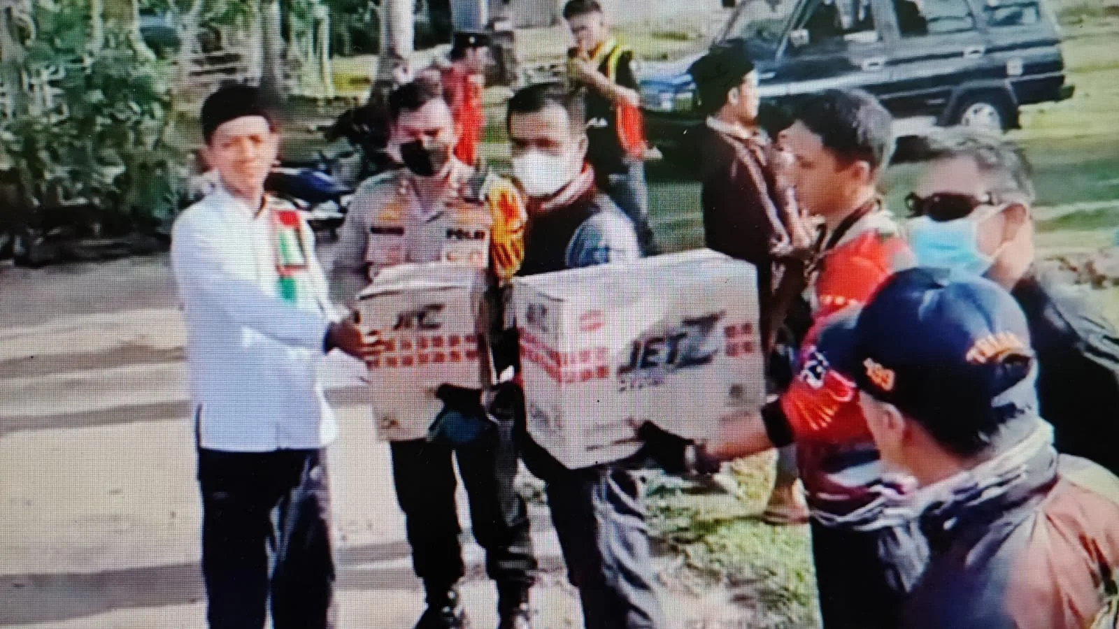 Bersama Triak, Polres Kaur Bagikan 1000 Takjil di Daerah Terpencil
