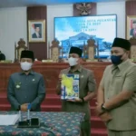 DPRD Lebong Gelar Paripurna, Bupati Kopli Sampaikan Nota Pengantar