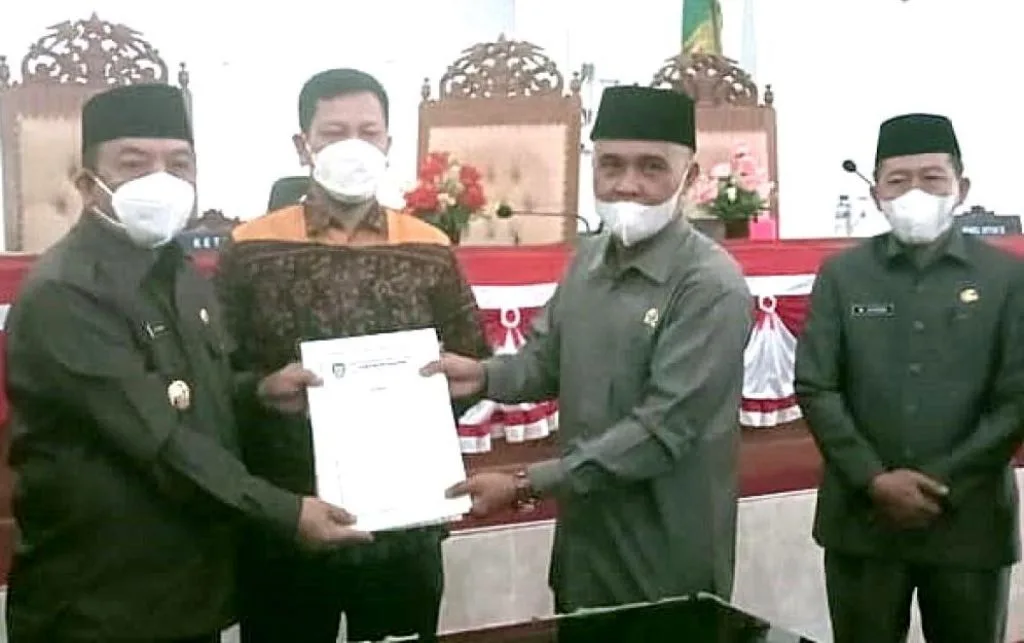 DPRD Seluma Tandatangan Kesepakatan Perda Dengan Pemda