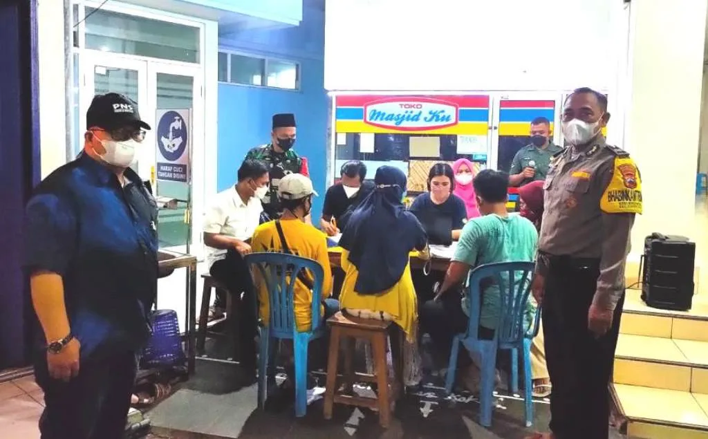 Gebyar Vaksinasi Ramadhan Kelurahan Kaliwiru Sasar Jamaah Taraweh