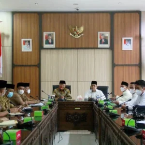 Gubernur Bengkulu Dukung Penuh Sertifikasi Halal bagi UKM Gubernur Bengkulu Dukung Penuh Sertifikasi Halal bagi UKM