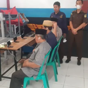 Hakim Vonis Bersalah 3 Terdakwa Korupsi DKP Kota Bengkulu Hakim Vonis Bersalah 3 Terdakwa Korupsi DKP Kota Bengkulu