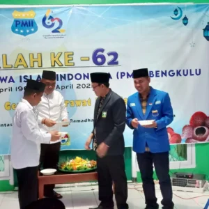 Harlah PMII Ke-62 di Bengkulu, Diisi Ceramah, Potong Tumpeng dan Santunan Anak Yatim