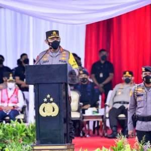 Kapolri Tekankan Strategi Antisipasi Macet Hingga Vaksinasi Booster Kapolri Tekankan Strategi Antisipasi Macet Hingga Vaksinasi Booster
