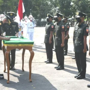 Kasdam IV/Diponegoro Lantik 567 Mantan Siswa Jadi Prajurit Dua