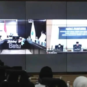 Kejari Batu Terima Hibah Tanah dan Bangunan Milik Pemkot Batu
