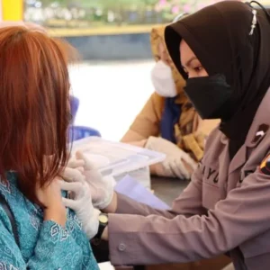 OKC 2022 : Polres Banjarnegara Buka Layanan Vaksin Bagi Pemudik