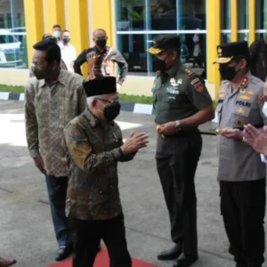Pangdam IV/Diponegoro Dampingi Wapres Resmikan Laboratorium Riset Halal Pangdam IV/Diponegoro Dampingi Wapres Resmikan Laboratorium Riset Halal