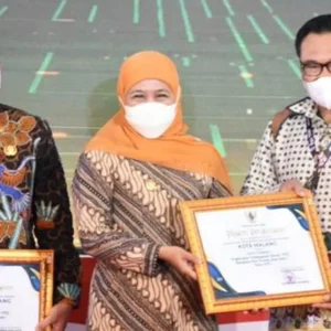 Pemkot Malang Terbaik dalam Penghargaan Pembangunan Daerah 2022   