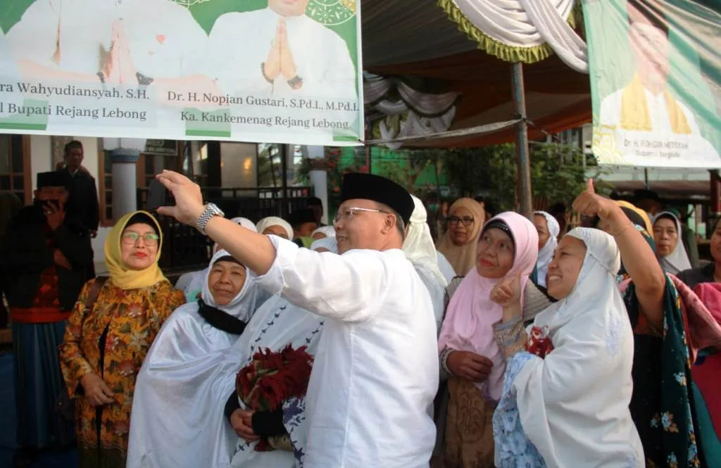 Rohidin : Masjid Simbol Pemersatu