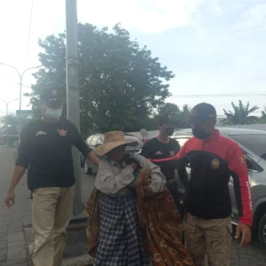 Satpol PP Kota Semarang Amankan 32 PGOT Saat Razia Satpol PP Kota Semarang Amankan 32 PGOT Saat Razia