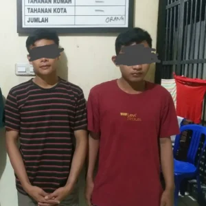 Simpan 2000 Samcodin Dalam Plastik Hitam, 2 Pria Ditangkap Polisi