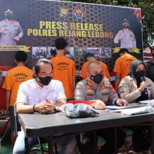 Tempo 7 Jam Polres RL Tangkap 4 Pelaku Narkoba di TKP Berbeda