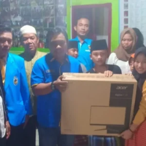 Usai Dilantik, KNPI Santuni 30 Anak Yatim dan Bantu Komputer ke Panti Asuhan
