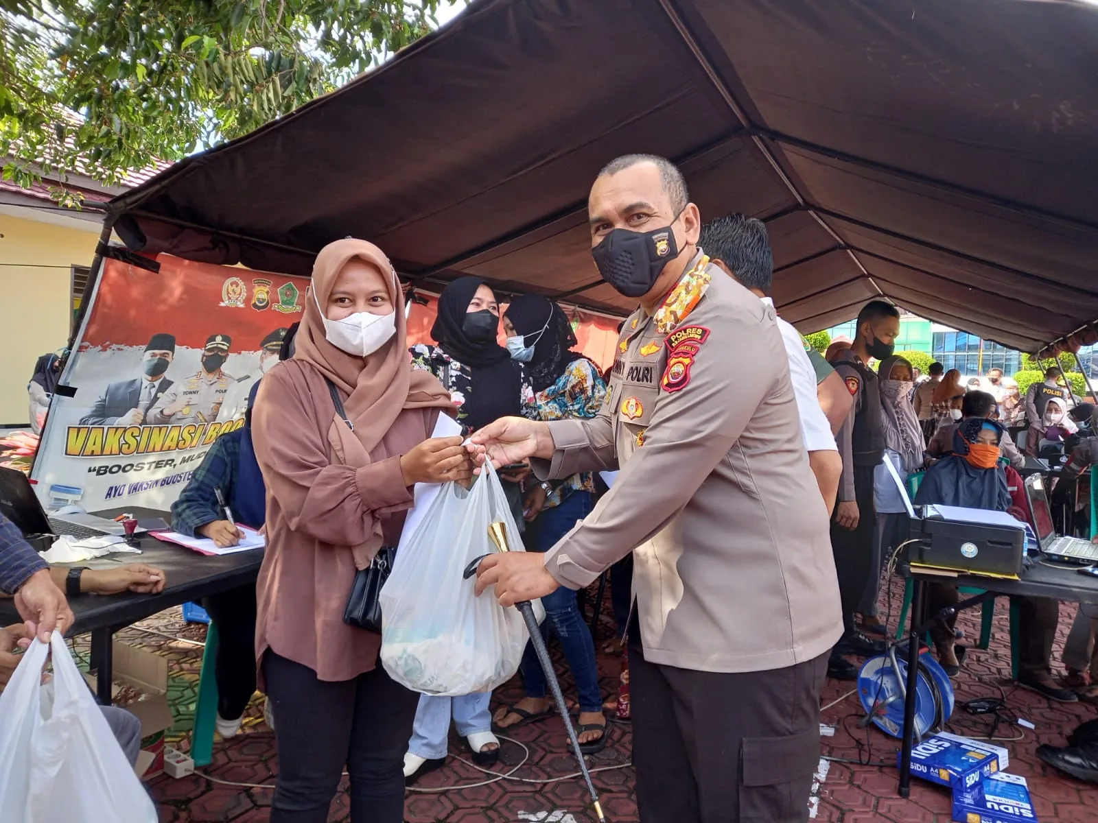 Vaksin Tebus Murah Sembako Polres RL, 200 Paket Ludes Dalam 2 Jam