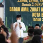 Wawali Kota Batu dan Baznas Serahkan Zakat, Infaq dan Shodaqoh ke 2048 Fakir Miskin   