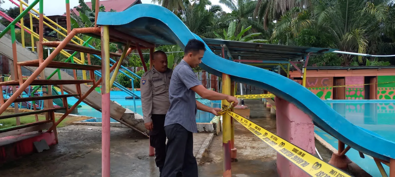 Bocah Ditemukan Tak Bernyawa di Dasar Kolam Renang