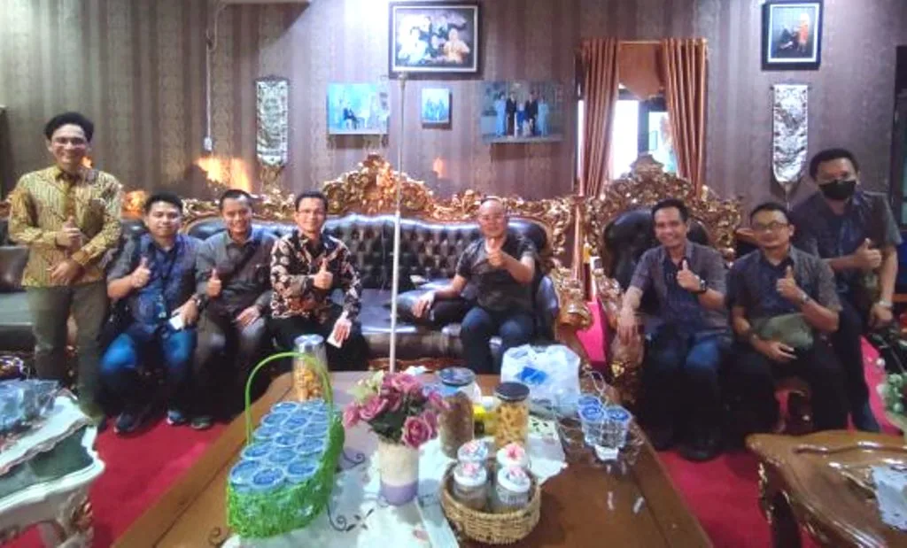 Bupati BS Terima Kunjungan PLN UPPSBS 2 di Rumah Dinas