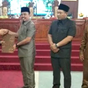 Bupati Lebong Terima Rekomendasi LKPJ Tahun 2021