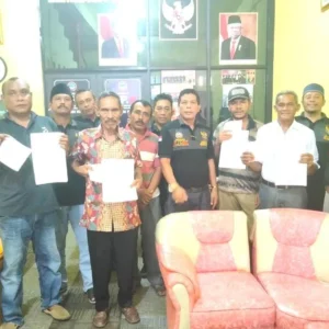 Datangi L-KPK, Warga Kampung Lome Minta Usut PT BMW Datangi L-KPK, Warga Kampung Lome Minta Usut PT BMW
