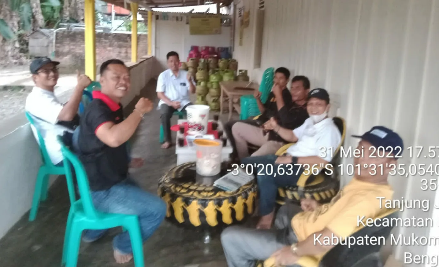 FKMO Berkunjung ke Kediaman Anggota Dewan M. Yusak