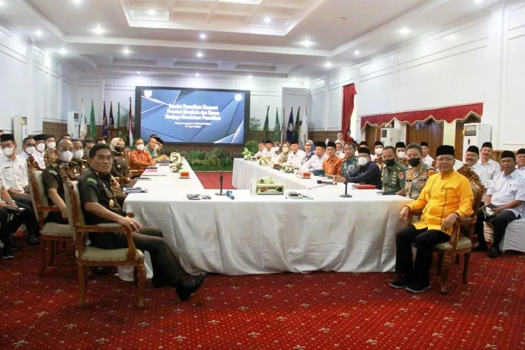 Gubernur Rohidin Pimpin Rapat Lanjutan PEN Bersama Kejati