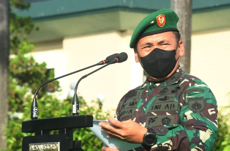 Kodam IV/Diponegoro Gelar Upacara 17-an