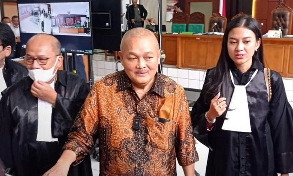 Mantan Gubernur Sumsel Alex Noerdin Dituntut 20 Tahun Penjara