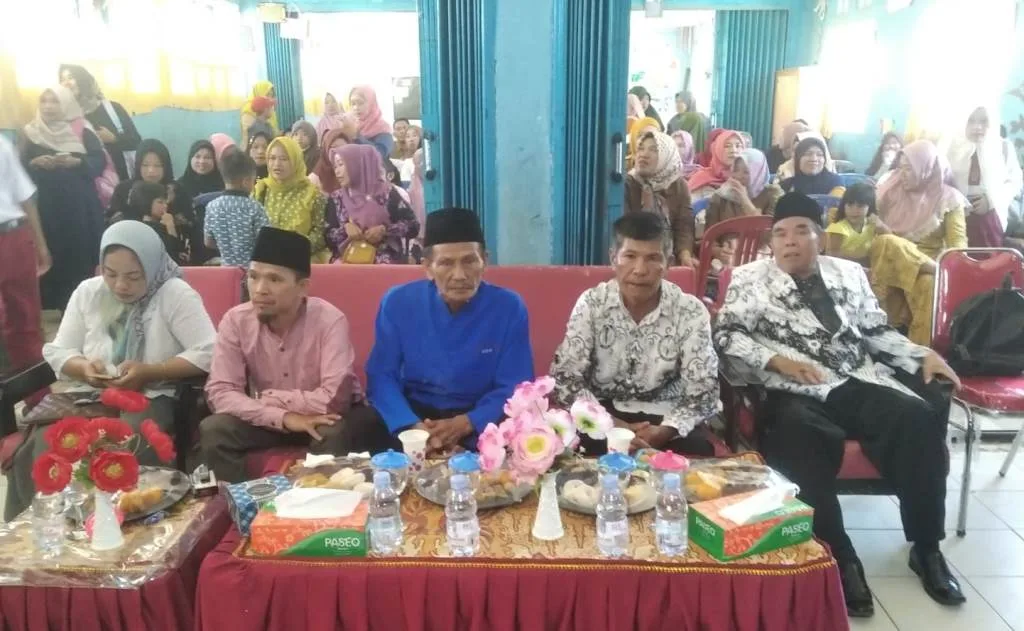 Penuh Haru, Pelepasan Siswa di SDN 65 Lebong