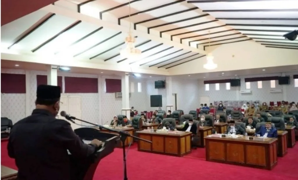 Rapat Perubahan Pimpinan Sempat Menegang, Berikut Susunan DPRD Karimun 2022