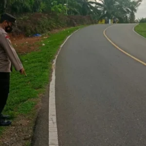 Tabrak Ban Belakang Truk, Warga Mukomuko Patah Kaki