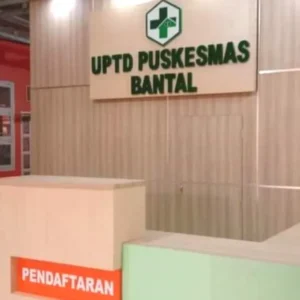 Tak Diberi Surat Rujukan, Pasien Puskesmas Bantal Kesal