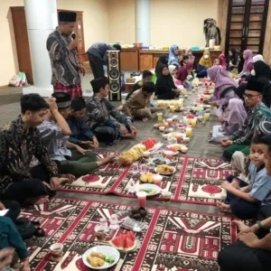 UPT Perpustakaan UINFAS Bengkulu Gelar Bukber, Pererat Silahturahmi