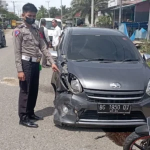 Warga Ipuh Luka Berat Akibat Kecelakaan di Putri Hijau Warga Ipuh Luka Berat Akibat Kecelakaan di Putri Hijau