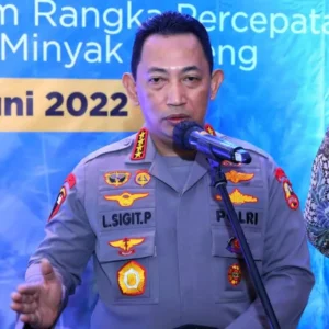 Awasi 17 Ribu Pasar, Polri Pastikan Stok dan Harga Minyak Goreng Terjaga Awasi 17 Ribu Pasar, Polri Pastikan Stok dan Harga Minyak Goreng Terjaga