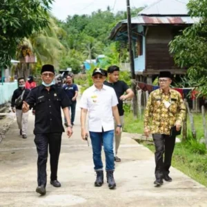 Bupati BS dan Jajaran Bujik’an Dusun di Desa Keban Agung 1