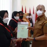 Bupati Gusnan Mulyadi Bagikan 2.403 Sertipikat Tanah Kepada Masyarakat