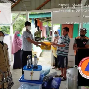 Dapat Informasi Warganya Kena Bencana, Bupati Gusnan Langsung Instruksikan BPBD