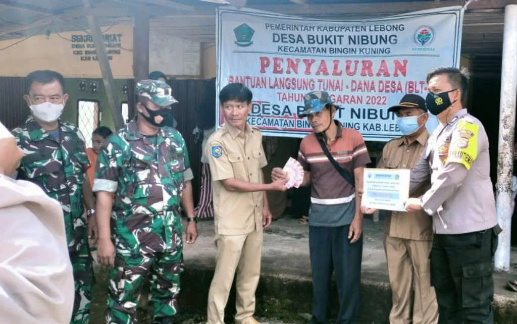 Desa Bukit Nibung Salurkan BLT Dana Desa