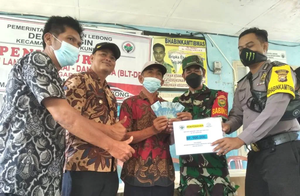 Desa Bungin Salurkan BLT DD Kepada 82 KPM