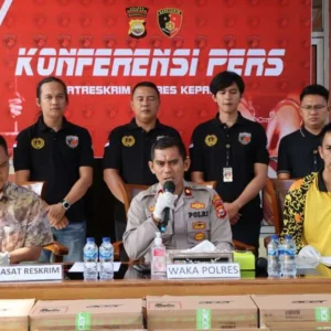 Dua Pelajar Ditangkap Usai Gasak 47 Unit Notebook Sekolah Menengah Pertama
