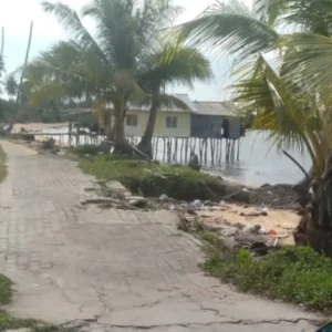 Jalan Di Pulau Karas Rusak, Warga Minta Wali Kota Batam Perbaiki Jalan Di Pulau Karas Rusak, Warga Minta Walikota Batam Perbaiki