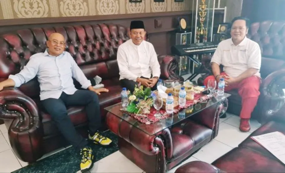 Jemput Dukungan Pariwisata di Bengkulu Selatan, Bupati Gusnan Sambangi Dispar Provinsi