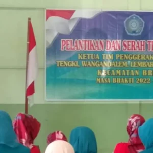 Ketua Tim Penggerak PKK Kabupaten Brebes, Pimpin Sertijab 4 Ketua PKK Desa